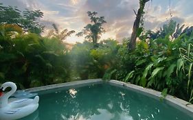 Bungalows India, El Valle, Samana